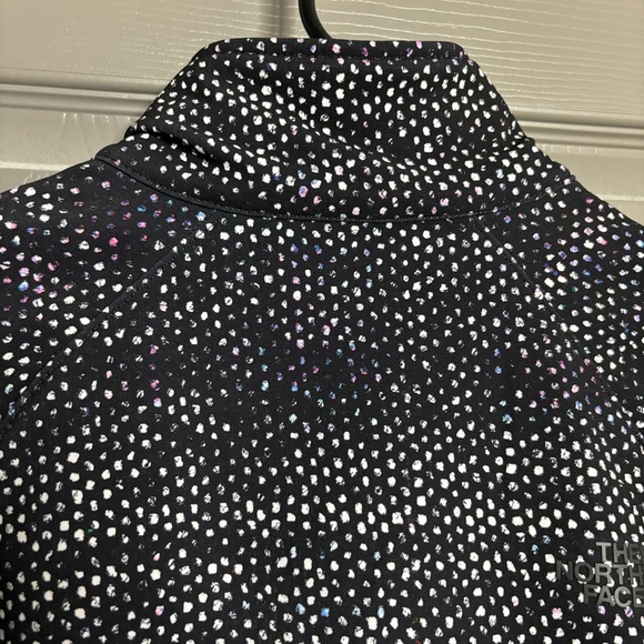 The North Face Soft Shell Jacket Fleece Lined M Black White Pink Blue Abstract - Picture 4 of 16